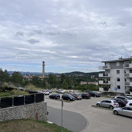 Apartament Z Tarasem Na Osiedlu Rakownica Jelenia Gora Exterior photo